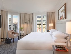 OLEVENE image -   Hotel-Du-Louvre-Executive-Suite-Bedroom-View_copyright_hotel du louvre-
